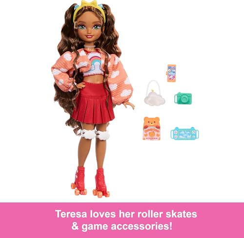 Renee Posable Roller Skating Fashion Doll with Black Hair, 12 Pieces D2869
