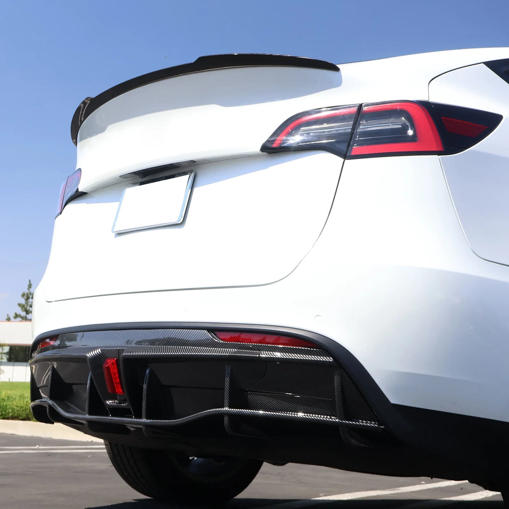 Rear Diffuser Lip for Tesla Model Y Sport 4-Door Carbon Fiber Print PP Rear Lower Bumper Protector Lip With LED Lamp M607