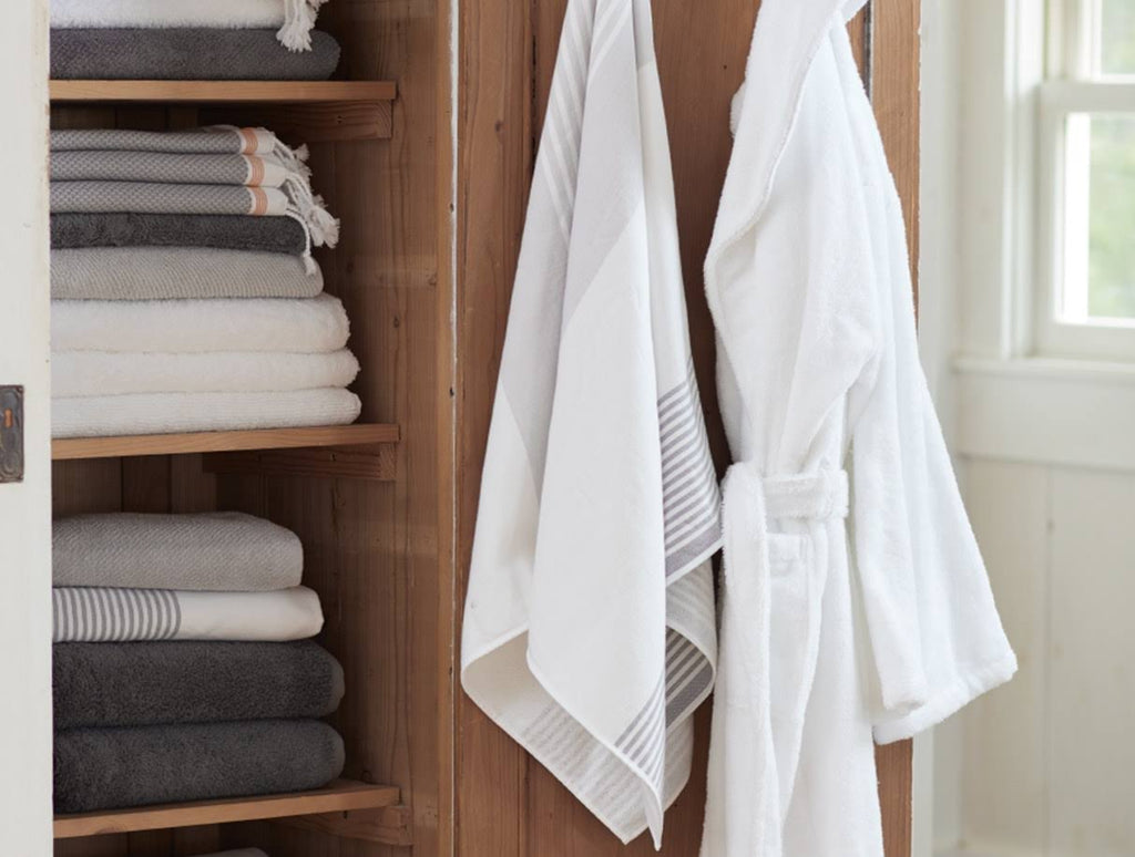 Alpine White Organic Robe I9182