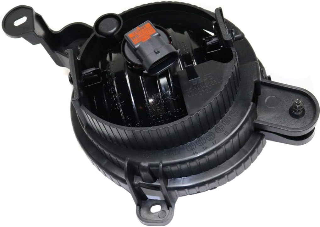 Fog Light Assembly Driver Side with Bulbs D35318