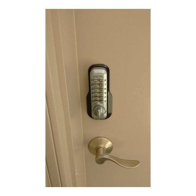 Digital Keyless Deadbolt M81898