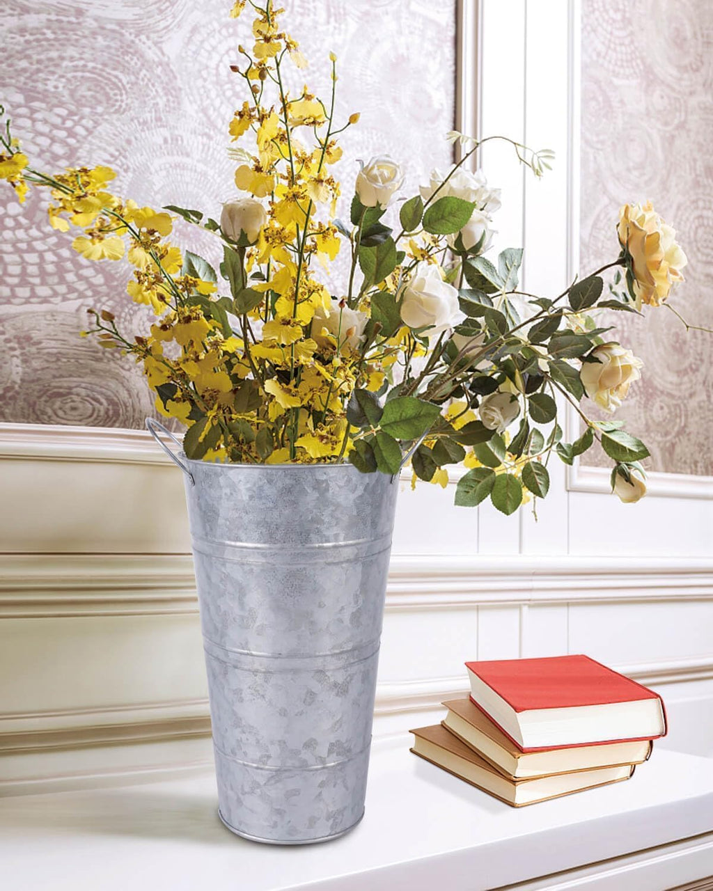 2 Pcs White and 2 Pcs Silver Galvanized Metal Vases with Handles Q754
